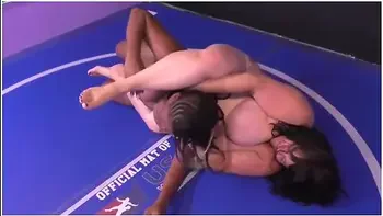Bbw Lesbians Interracial Catfight Porn Video