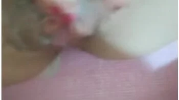 Milf Gets Cum On Pussy While Masturbating