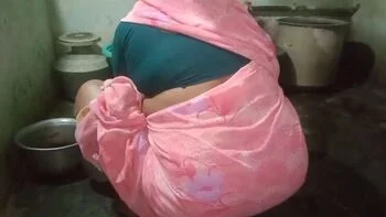 Indian Aunty House Cleaning Blowjob - Priyanka314 Homemade Hardcore HD