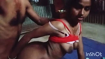Desi Village Girl Tight Pussy Sex - Indian 18 Year Old Hardcore Fucking in Room