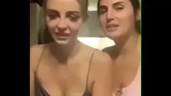 2 Girls Downblouse Periscope
