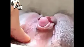 Japanese girl rubbing her big clit to orgasm