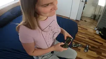 Teen Loses Game Eliza Eves