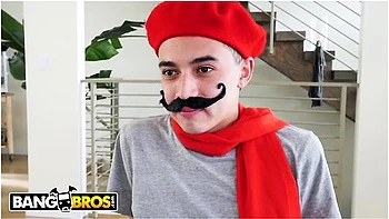 Juan El Caballo Loco Gets French Lessons From Anissa Kate