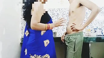 Silent Kitchen Fuck with Desi Aunty - Indian Homemade Anal & Hardcore Sex