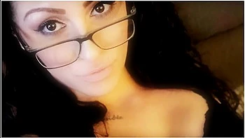 Insatiable - Amateur Newcomer Wow Bellas First Video!