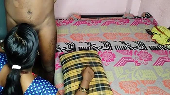 Bhosdi Ko Pela Din Me Jabrdast Chudae Kiya Maja Aya