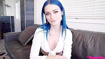 Crushing On My Older Stepsis (jewelz Blue)