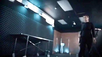 Olive Glass - Wonder Olive One Dumb Woman Coordinates (1080)