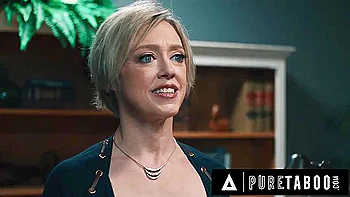 Submissives Vanessa Sky Dee Williams Are Free Use Dominated - Simulation