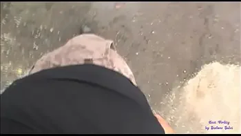 Nel vivaio Hevakova si lascia scopare con piacere il culo