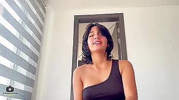 I Have A Sexual Exchange With My Little Stepsister, She Tidies My Ro