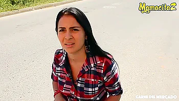 Gaviria Big Butt Latina Point-of