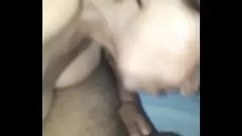 Follando a mi abuelita en mi casa parte(2)