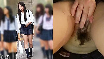 220506電車で痴漢する動画が超エロいb