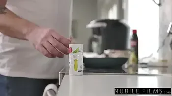 Kiara Cole Your cooking was just too steamy S37:E14