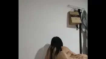 No Tenía Como Pagarle A Mi Vecino Un Trabajo Que Le Hizo A mi compu Así Que Le Pague Con Sexo.