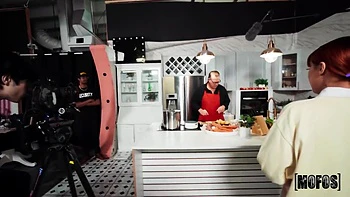 Deepthroats While On The Behind The Of A Show With Scarlett Page