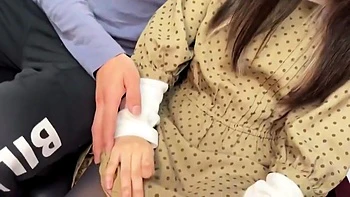 [amateur First Time Shooting] A Cute 19-year-old With A Baby Face! When I Took Off Her Clothes, I Was Surprised To Find That She Had Big Breasts! This Is Really Unfair. At The End, A Dangerous Amount Of Vaginal Cum Shot