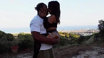 Enorme Polla Bbc Se Folla A Latina Pequenita En El Pasillo De La Residencia De Estudiantes