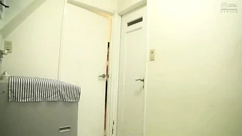 06777,A woman panting in full lewdness