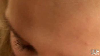 She Wants to Suck Your Cock