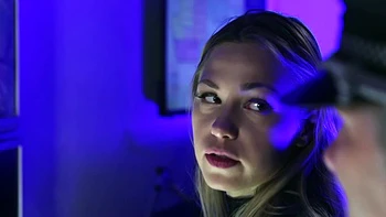 Amy consciously slips... - Jacquie et Michel TV