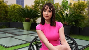 Eva Loviña, 34 years old, from Nanterre! - Jacquie et Michel TV