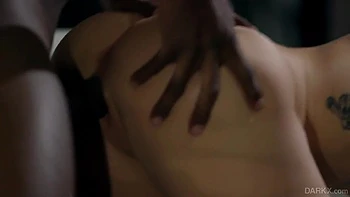 Natalie Porkman In Gives Her Pussy To A Bbc