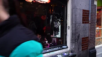 Mary-Jane is enjoying herself again! - Jacquie et Michel TV