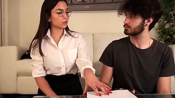 lilix la prof de français devergonde son eleve