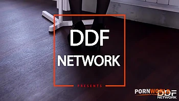 Blanche Bradburry and Alexis Brill get kinky in hot foot fetish threesome