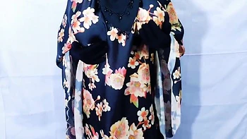 Muslim Hijabi Beautiful Housewife Fucking With Neighbor - With Clear Hindi Audio