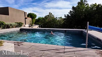 Hot, Horny Milf Wants To Be Fucked Without A Condom