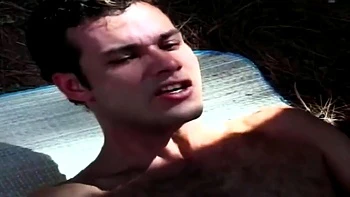 Amanda Gouveia In Young Hung And Bi 2