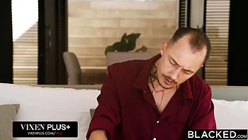 Kelly Collins Gets BLACKED By Jason Luv's Huge BBC For Cuckold Hubby - Blonde Doggystyle & Deep Throat