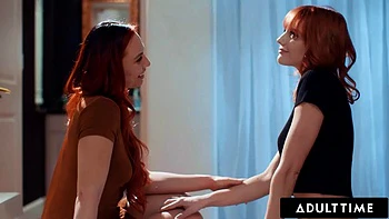 ADULT TIME - Aidra Fox Seduces Bestie Kenna James For ROMANTIC LESBIAN FUCK! GERMAN SUBTITLES