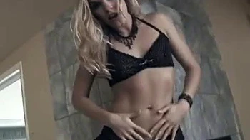 Sweetie Pies Scene 1: Blowjob, Doggy  Cowgirl Porn