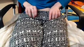 Teen with glasses spreads her pussy and fingers herself: Amateur, Brunette  Masturbation Porn