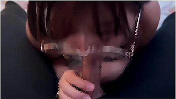 Girl With Glasses Doing A Blowjob While Making Erotic Sounds And Getting A Lot Of Sperm