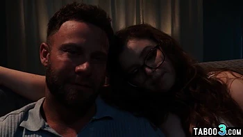 Leana Lovings In Big Boobed Sbbw Babe Consoling Her Lover