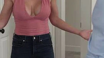 Stuck Aria Valencia,  IF you can help get me unstuck, I ll suck you off too : Porn