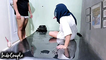 Desi Hijab Massage Therapist Real Sex Recording - Indonesian Chika Toge Moans in Hot POV Cowgirl