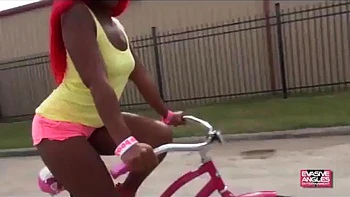 Slim cutie W a Phar Ass: Blowjob, Doggy  Cowgirl Porn