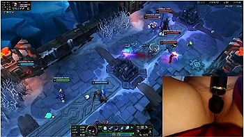 Omg! Playing With My Vibrator On The Highest Setting! League Of Legends #9 Luna - Gamer Girl