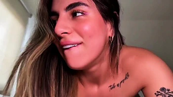 Me Follo A La Empleada De Servicio Parte 2 - Chicas Calientes