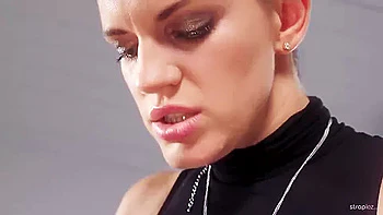 Gina Snow & Mia - Audition - Amanda Monroe