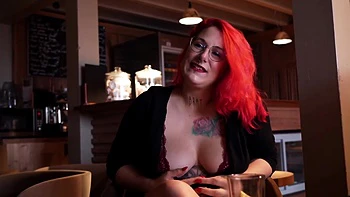 Lena, 25, wanted a little more... - Jacquie et Michel TV