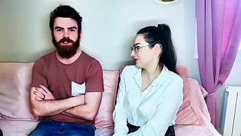 Two wolves at the service of the beautiful Camila, 21 years old! - Jacquie et Michel TV