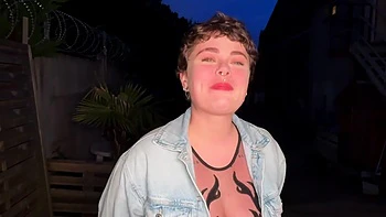 It's even... and especially double with Gigi! - Jacquie et Michel TV